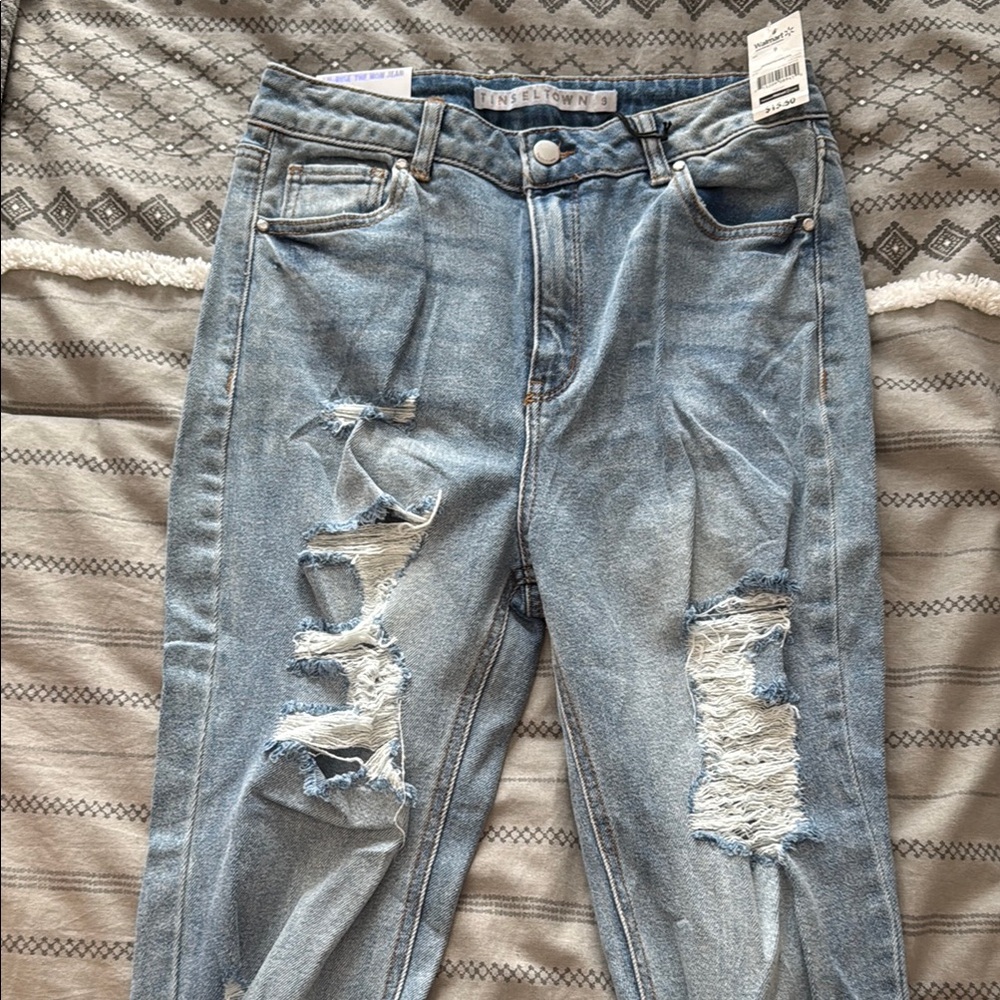 Distressed Blue Jeans - Picture 4 of 4